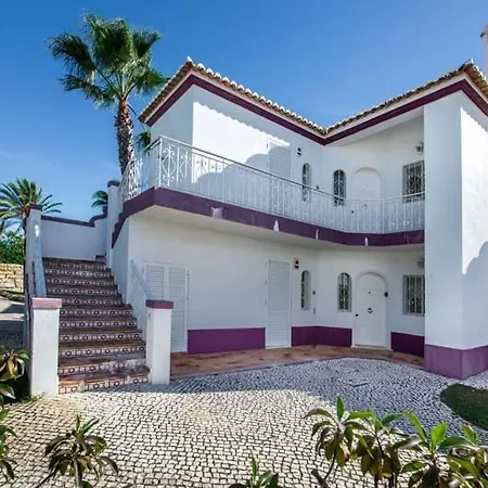 Sleeps 4 With Pool Air Con And Wifi Lejlighed